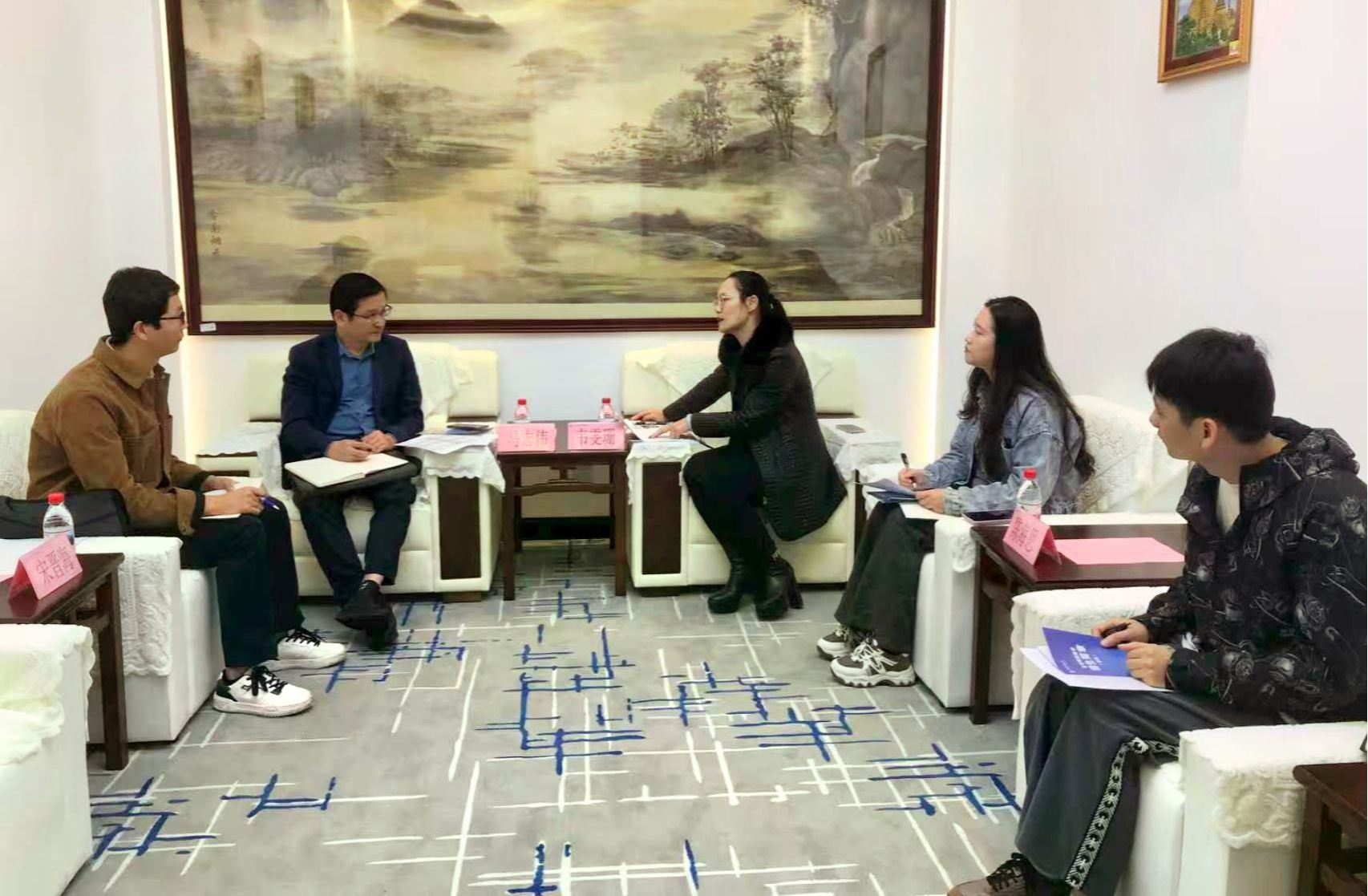 威廉体育到广西经贸职业技术公司开展继续教育工作交流