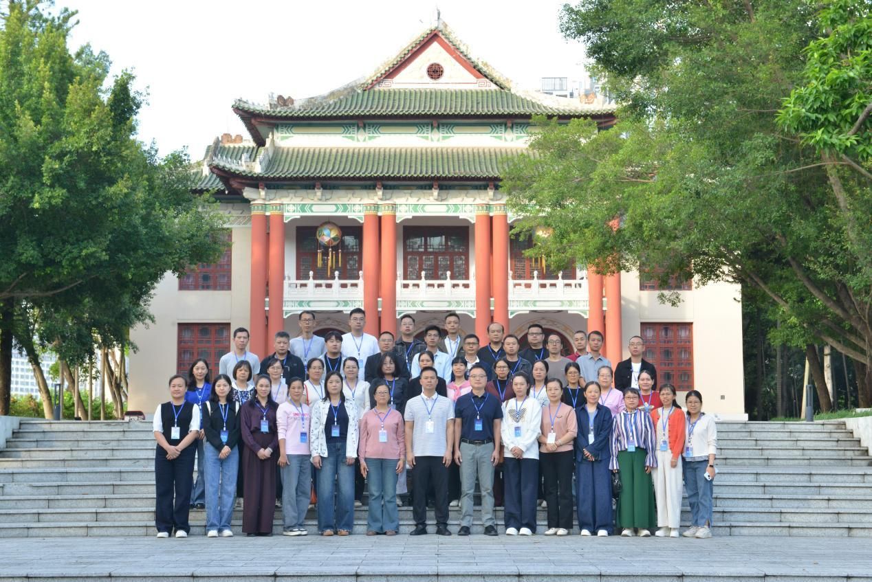 恭城瑶族自治县2025年全县医保经办服务能力提升专题培训班（第二批）在公司举办